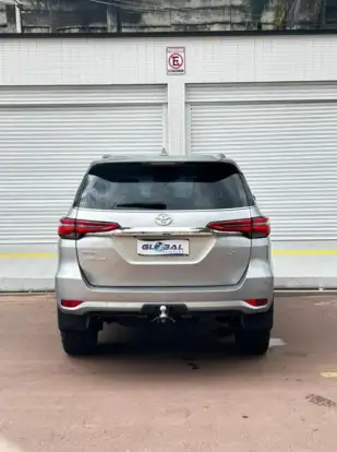 TOYOTA-HILUX SW4-2021