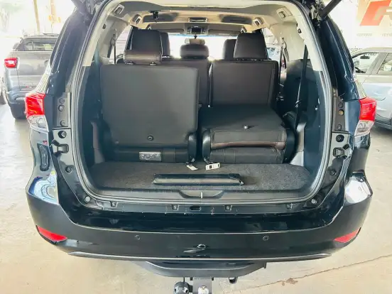 TOYOTA-HILUX SW4-2018