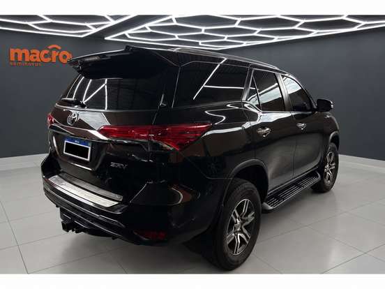 TOYOTA-HILUX SW4-2.7 SRV 7 LUGARES 4X2 16V FLEX 4P AUTOMÁTICO TOYOTA-HILUX SW4-2020
