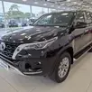 TOYOTA HILUX SW4 2.8 D-4D TURBO DIESEL SRX 4X4 AUTOMÁTICO TOYOTA HILUX SW4 2.8 D-4D TURBO DIESEL SRX 4X4 AUTOMÁTICO