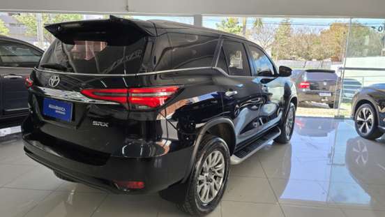 TOYOTA-HILUX SW4-2021