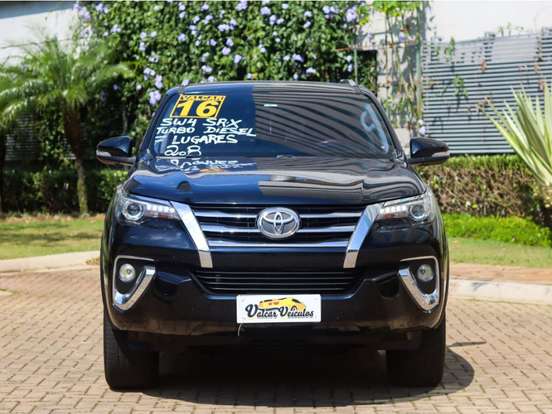 TOYOTA-HILUX SW4-2.8 SRX 4X4 7 LUGARES 16V TURBO INTERCOOLER DIESEL 4P AUTOMÁTICO TOYOTA-HILUX SW4-2016