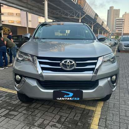 TOYOTA-HILUX SW4-2016