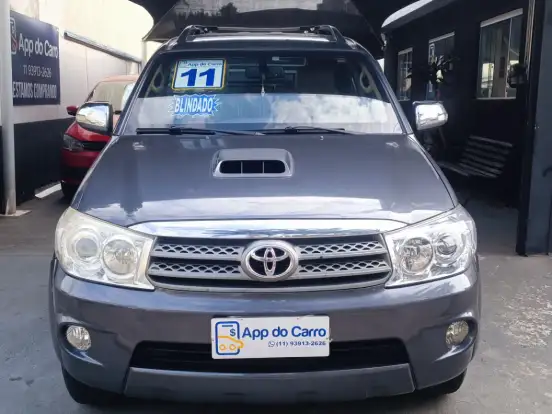 TOYOTA-HILUX SW4-3.0 SRV 4X4 7 LUGARES 16V TURBO INTERCOOLER DIESEL 4P AUTOMÁTICO TOYOTA-HILUX SW4-2011
