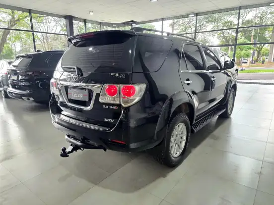 TOYOTA-HILUX SW4-3.0 SRV 4X4 7 LUGARES 16V TURBO INTERCOOLER DIESEL 4P AUTOMÁTICO TOYOTA-HILUX SW4-2014
