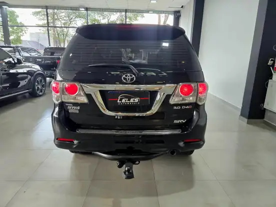 TOYOTA-HILUX SW4-3.0 SRV 4X4 7 LUGARES 16V TURBO INTERCOOLER DIESEL 4P AUTOMÁTICO TOYOTA-HILUX SW4-2014