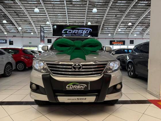 TOYOTA HILUX SW4 3.0 SRV 4X4 16V TURBO INTERCOOLER DIESEL 4P AUTOMÁTICO