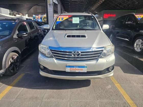 TOYOTA HILUX SW4 3.0 SRV 4X4 16V TURBO INTERCOOLER DIESEL 4P AUTOMÁTICO
