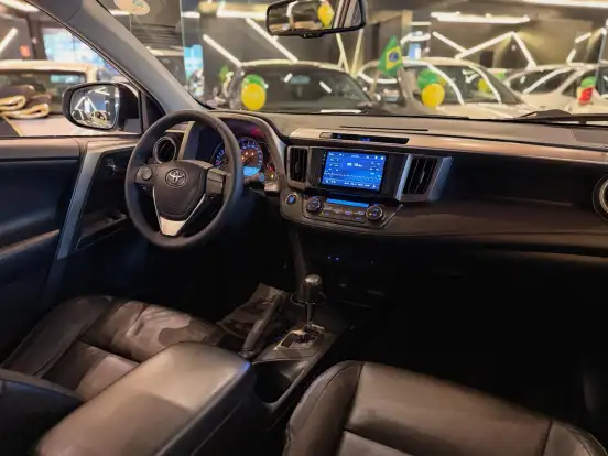 TOYOTA-RAV4-2014