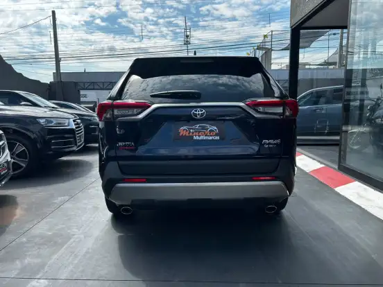 TOYOTA-RAV4-2025