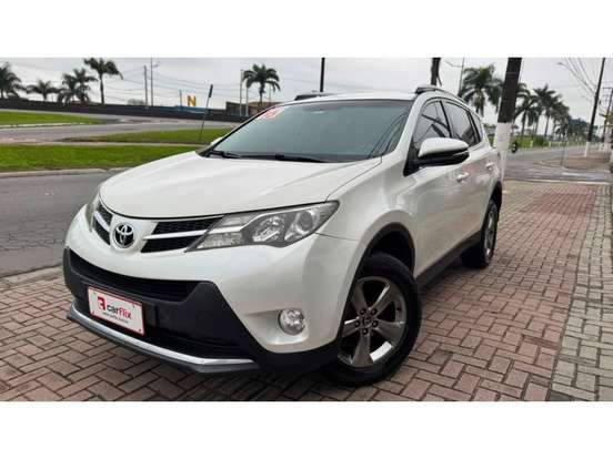TOYOTA-RAV4-2015