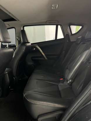 TOYOTA-RAV4-2018