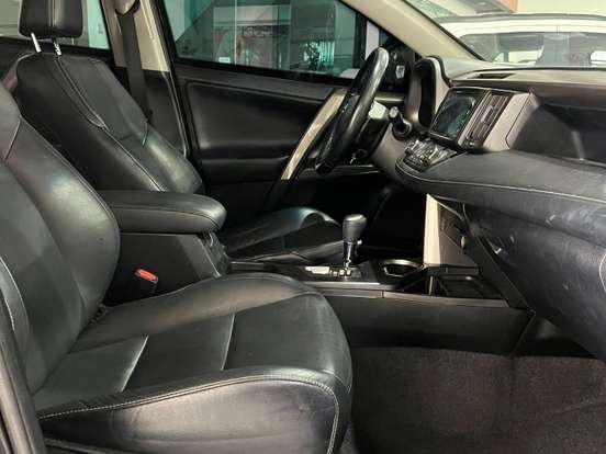 TOYOTA-RAV4-2.0 TOP 4X2 16V GASOLINA 4P AUTOMÁTICO TOYOTA-RAV4-2018