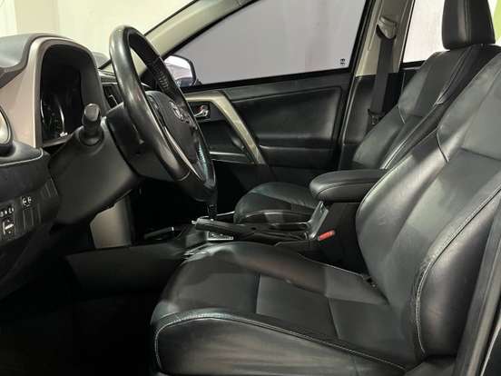 TOYOTA-RAV4-2.0 TOP 4X2 16V GASOLINA 4P AUTOMÁTICO TOYOTA-RAV4-2018