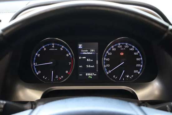 TOYOTA-RAV4-2018