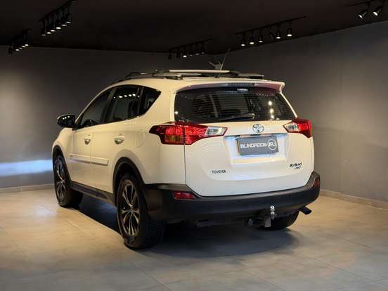 TOYOTA-RAV4-2014
