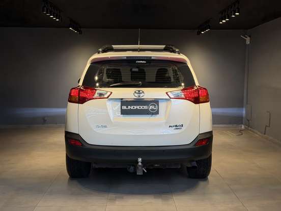 TOYOTA-RAV4-2014