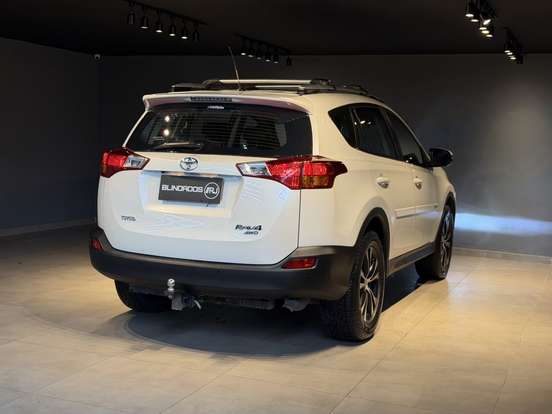 TOYOTA-RAV4-2.5 4X4 16V GASOLINA 4P AUTOMÁTICO TOYOTA-RAV4-2014
