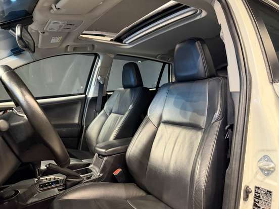 TOYOTA-RAV4-2014