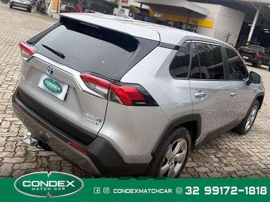 TOYOTA-RAV4-2020