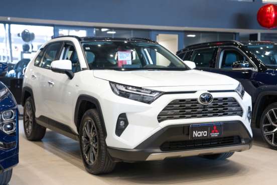 TOYOTA-RAV4-2025