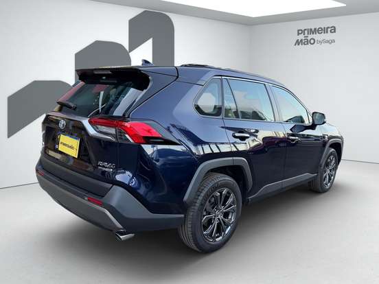 TOYOTA-RAV4-2024