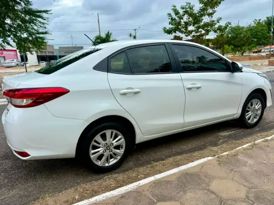 TOYOTA-YARIS-1.5 16V FLEX SEDAN XL MANUAL TOYOTA-YARIS-2018