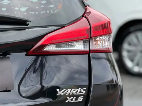 TOYOTA-YARIS-1.5 16V FLEX XLS MULTIDRIVE TOYOTA-YARIS-2018
