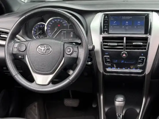 TOYOTA-YARIS-1.5 16V FLEX XLS MULTIDRIVE TOYOTA-YARIS-2018
