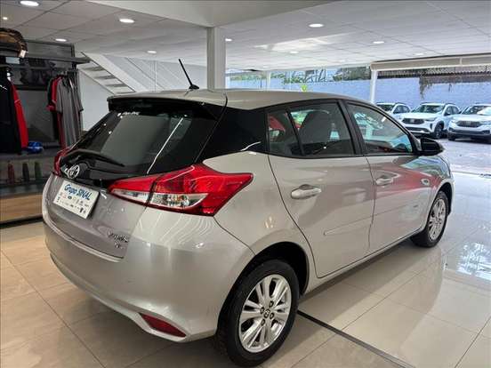 TOYOTA-YARIS-1.3 16V FLEX XL MULTIDRIVE TOYOTA-YARIS-2019
