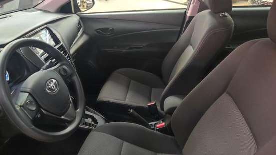 TOYOTA-YARIS-2024