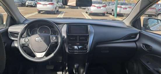 TOYOTA-YARIS-2024