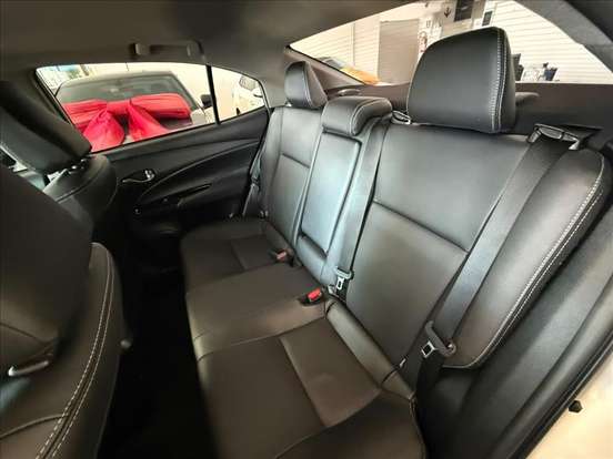 TOYOTA-YARIS-2023