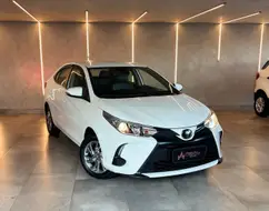 TOYOTA YARIS 1.5 16V FLEX SEDAN XS CONNECT MULTIDRIVE TOYOTA YARIS 1.5 16V FLEX SEDAN XS CONNECT MULTIDRIVE