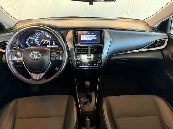 TOYOTA-YARIS-1.5 16V FLEX SEDAN XS CONNECT MULTIDRIVE TOYOTA-YARIS-2022