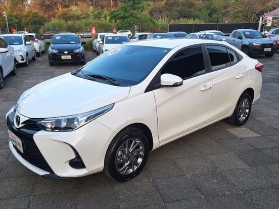 TOYOTA-YARIS-1.5 16V FLEX SEDAN XS MULTIDRIVE TOYOTA-YARIS-2024