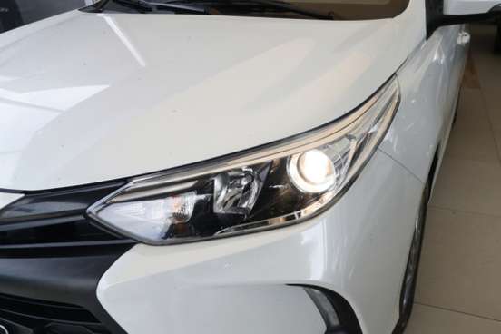 TOYOTA-YARIS-2024