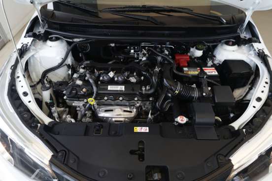 TOYOTA-YARIS-2024