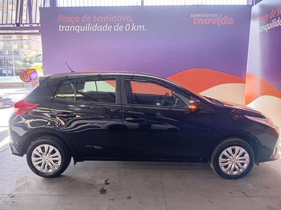 TOYOTA-YARIS-2024