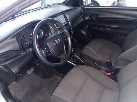 TOYOTA-YARIS-2024