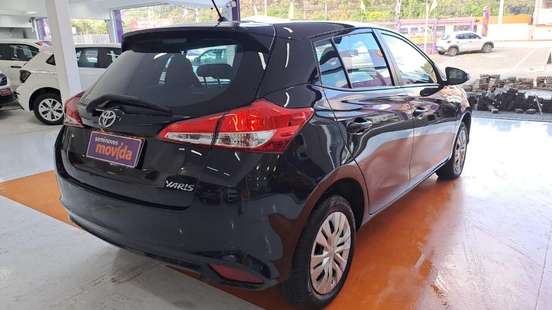 TOYOTA-YARIS-2024