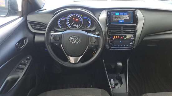 TOYOTA-YARIS-2024