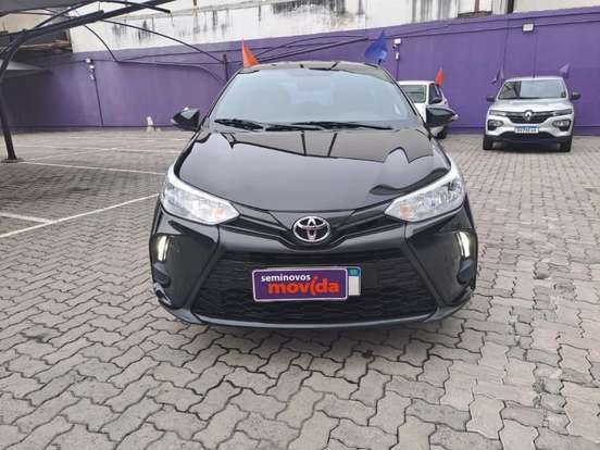 TOYOTA-YARIS-2024