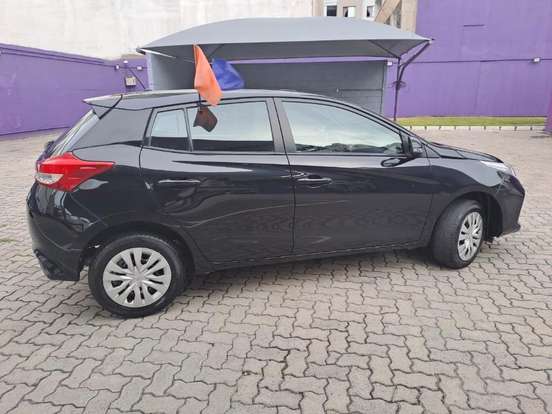 TOYOTA-YARIS-2024