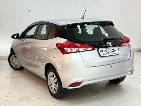 TOYOTA-YARIS-1.5 16V FLEX XL MULTIDRIVE TOYOTA-YARIS-2022