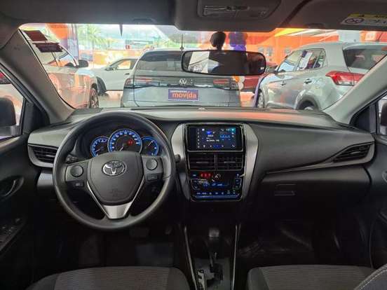 TOYOTA-YARIS-2024