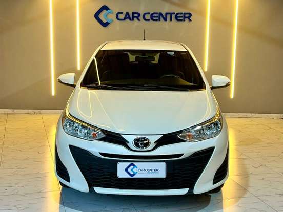 TOYOTA-YARIS-2020