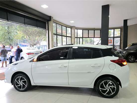 TOYOTA-YARIS-1.5 16V FLEX XLS MULTIDRIVE TOYOTA-YARIS-2024