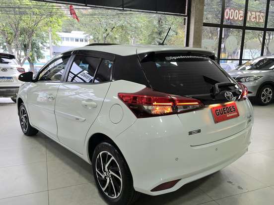 TOYOTA-YARIS-1.5 16V FLEX XLS MULTIDRIVE TOYOTA-YARIS-2024