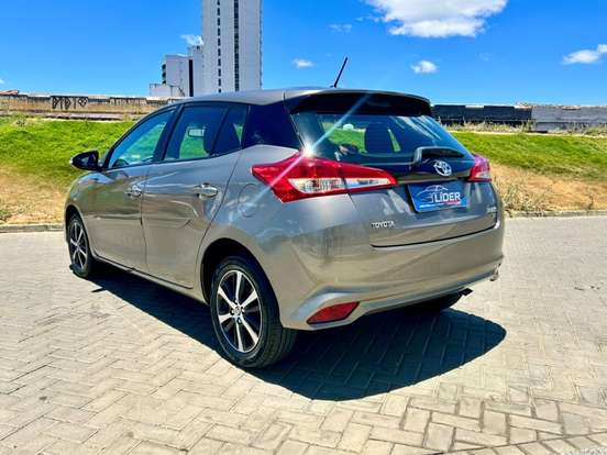 TOYOTA-YARIS-1.5 16V FLEX XS MULTIDRIVE TOYOTA-YARIS-2018